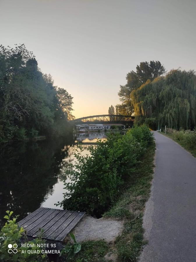 Le Cocon Des Hortillonnages D'Amiens Camon  Kültér fotó